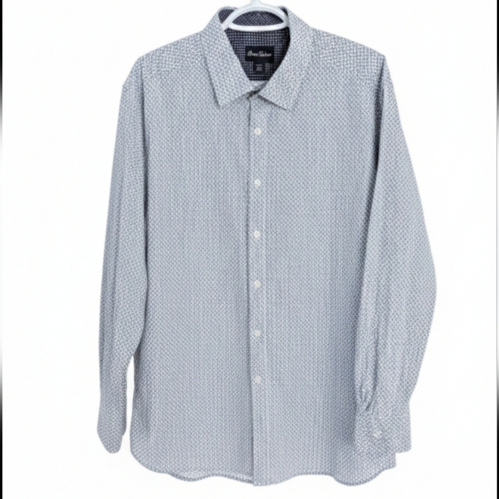 Robert Graham button down shirt white Blue xl